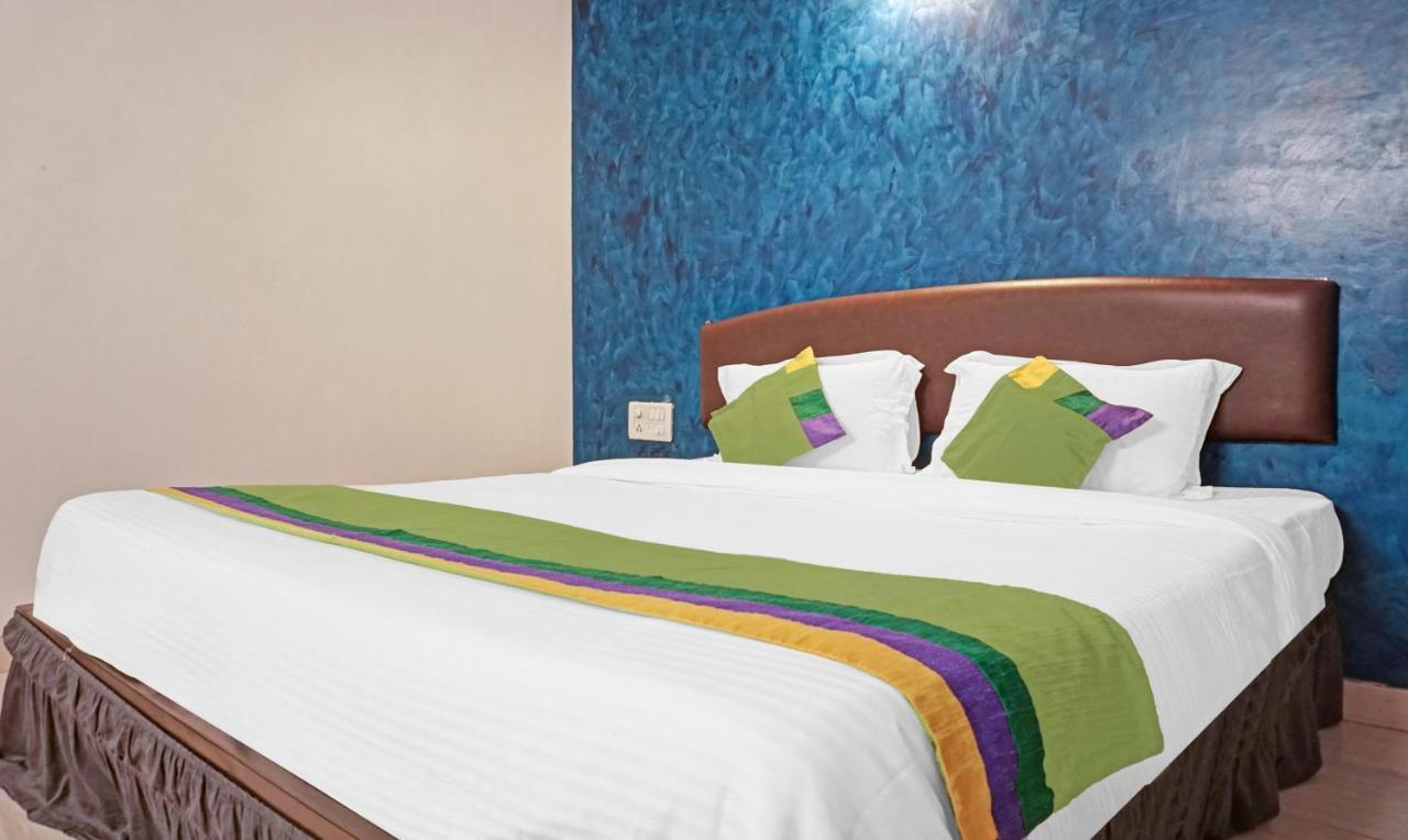 Treebo Trend Mazzo Residency Bed and Breakfast Nagaon  Esterno foto