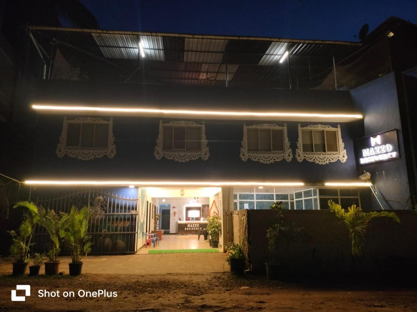 Treebo Trend Mazzo Residency Bed and Breakfast Nagaon  Esterno foto